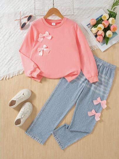 2-pack flickkläder med casual passform, enfärgad topp med rosettdekor och långärmad topp och tryckta byxor med denimmönster, vår/höst