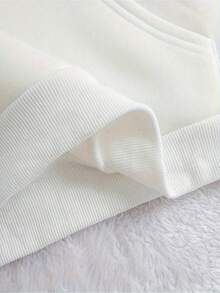 Women's Red Christmas Tree Star Hooded Sweatshirt - Pocketed Warm Winter Pullover, Long Sleeve Holiday Sweater, Autumn Winter Casual Christmas Outfit (Machine Washable) Printed Sweatshirt - White - View 4