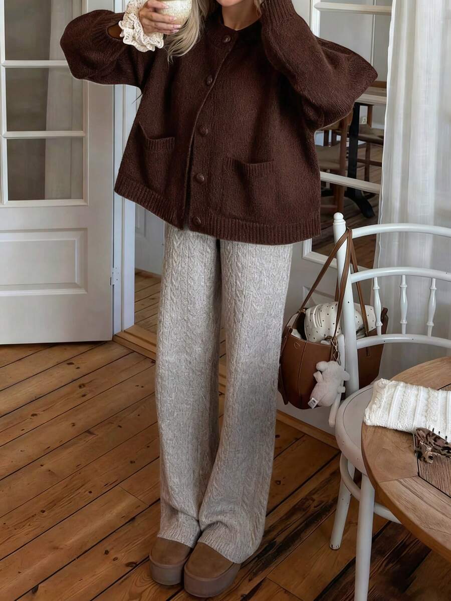 2025秋冬新款休闲简约纽扣针织开衫毛衣外套，适合上学、情人节、新年、圣诞节、约会之夜等场合，白色露肩设计，韩版风格，秋冬女装，保守女性、派对女性、Y2K风格、外套、音乐会女性、约会之夜女性、新年、冬季女装、沙特国庆日、时尚、乡村风格 - 棕色 - 查看 1