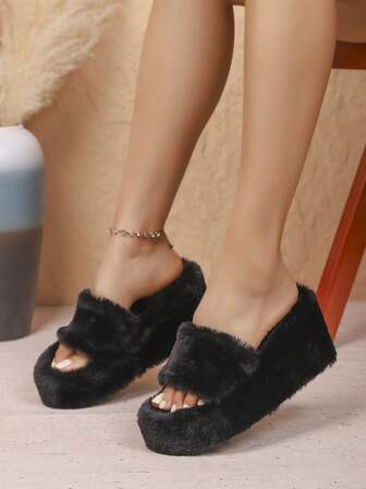 Women's Fluffy Slip-On Slippers, Thick Sole, Comfortable Indoor/Outdoor Wear, Fashionable Furry Slides For Autumn/Winter
