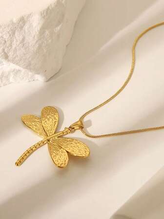 1pc 18K Gold Plated Stainless Steel 3D Dragonfly Pendant Necklace, Minimalist Insect Animal Pendant Jewelry For Men & Women