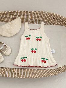 Autumn/Winter New 0-3 Years Old Baby Clothes, Cute Baby Girl Knitted Embroidered Camisole Top, Delicate Strawberry Embroidered Camisole Undershirt
