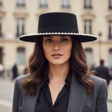 Wide Brim Flat Top Hat For Women Stylish Decorative Black Band Pearl Fedora Cap For Wedding Party - màu đen - Xem 1