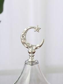 1pc Creative Holiday-Themed Star & Crescent Moon Handle Covered Cake Plate/Snack Dish, Gold Color, Ramadan Kareem 2025 Design With Star & Crescent Embossed, Portable Compact Cute Buffet Plate, Bohemian Style, Suitable For Middle Eastern Festivals, Celebrations, Parties, Arab Festivals, Islamic Festivals, Eid Mubarak - Hollow Out Style - View 12