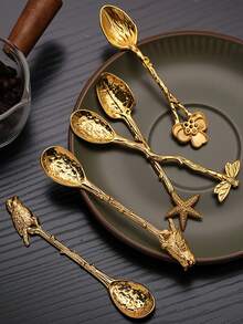 Vintage Creative Coffee Spoon, Ornate Palace Style Golden Restaurant Stirring Spoon, Dessert Jam Spoon, Zinc Alloy Coffee Spoon - Multicolor - View 5
