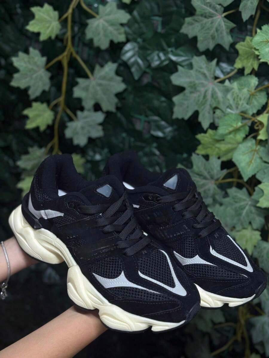Stylish Men's And Women's Athletic Shoes With Laces, Gym, Fitness, And Outdoor Use. - 黑色 - 查看 1