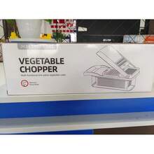 Cortador de verduras multifuncionales, 15 en 1 Mandolina de cocina profesional, cortador manual de verduras con 7 cuchillas reemplazables, corte de verduras para patata, zanahoria, pepino, tomates - 1 - Ver 5