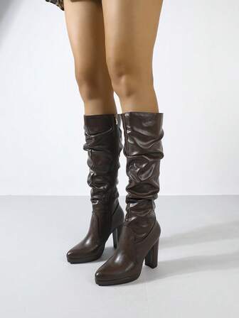 Bottes d'hiver pour femmes, bottes élégantes rouille brun foncé montant au-dessus du genou, bottes à semelle épaisse et plateforme, chaussures de mariée, bottes à talon épais, bottes à tige super haute avec motifs de froissage aléatoires