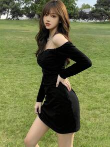 一件式露肩收腰黑色迷你连衣裙，春季款 - 黑色 - 查看 3