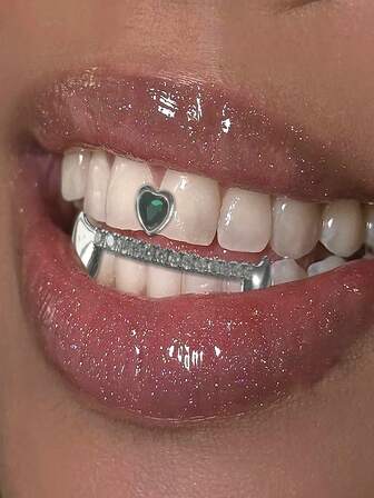 1 Set Kalp Şeklinde Yeşil Yapay Elmas Kombinasyonu Diş Zirkon Taşlı Hip Hop Diş Izgaraları, Moda Parti Aksesuarı, Unisex Noel Hediyesi