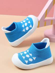 أحذية مشي أطفال رضع وصغار قابلة للتنفس مصنوعة من الحياكة مانعة للانزلاق ذات نعل ناعم للارتداء السهل، أحذية مشي للأطفال الرضع للبنين والبنات للاستخدام الداخلي والخارجي في الربيع والصيف - الأزرق - مشاهدة 10