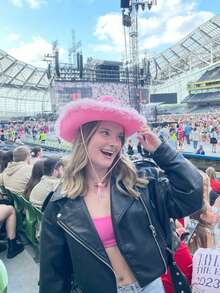 1 Pieza Sombrero Vaquero Con Luces y Plumas Moda Cowboy Mujer Fiesta, Sombrero De Vaquero Rosa Con Decoración De Plumas, Sombrero De Navidad, Sombreros De Graduación, Estilo y2k De Festival De Música, Vuelta Al Colegio, Diseño Occidental De Vaquero Para Mujeres, Adecuado Para Cumpleaños, Boda, Despedida De Soltero, Novia, Regalo, Compromiso - Bordes sin rematar de color rosa - Ver 5