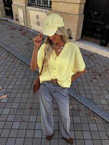 Summer New  V-Neck Button Short Sleeved Ultra Loose Knitted Cardigan Women's Casual Vacation Clothing Women's  Design Sweater Cream Yellow Top - 黃色 - 查看 2