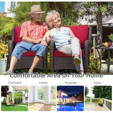 Conjunto de exterior de 3 piezas: mecedora giratoria de mimbre, silla mecedora giratoria de 360 ​​grados, elegante conjunto de bistró de mimbre para patio con mesa auxiliar con tapa de vidrio templado - Rojo - Ver 7