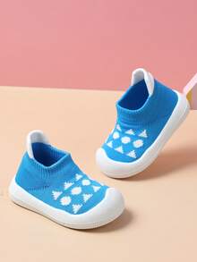 أحذية مشي أطفال رضع وصغار قابلة للتنفس مصنوعة من الحياكة مانعة للانزلاق ذات نعل ناعم للارتداء السهل، أحذية مشي للأطفال الرضع للبنين والبنات للاستخدام الداخلي والخارجي في الربيع والصيف - الأزرق - مشاهدة 4