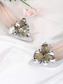 2件套可拆卸DIY鞋饰，仿鱼鳞装饰，彩色洋红色银色三角形，时尚优雅奢华高跟鞋鞋孔装饰，米色、粉色、香槟色、黑色、白色、橙色可选，适用于女士高跟鞋、凉鞋、浅口鞋，适合工作、商务、约会、派对、假日等场合。 - 銀色 - 查看 6