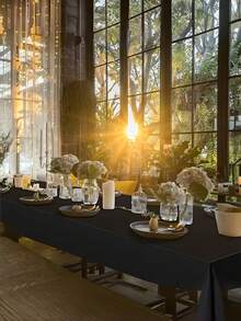 54英寸×72英寸一次性塑料桌布 - 加厚塑料桌布，适用于派对、婚礼、生日、性别揭晓派对、自助餐 - 易于清洁的桌布（无需安装） - 彩色 - 查看 5