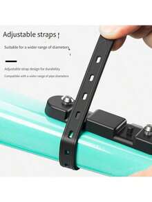 这款水壶架转换绑带套装包含1套可调节绑带，可牢固地固定在自行车、滑板车等车辆上，结构坚固耐用，安装简便。有了它，您就可以在任何车辆上加装水壶架，随时补充水分。