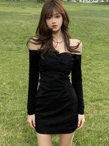 一件式露肩收腰黑色迷你连衣裙，春季款 - 黑色 - 查看 5