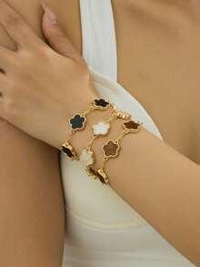 3pcs Classic Black, White, Brown Lucky Clover Bracelet Set (No Gift Box) - Multicolor - View 7