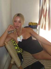 Áo tắm liền thân nữ họa tiết hoa 3D, thích hợp cho kỳ nghỉ và đi biển, mùa hè. - màu đen - Xem 2