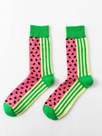 1 双男女通用秋冬水果图案中筒袜，兼具设计感和舒适度