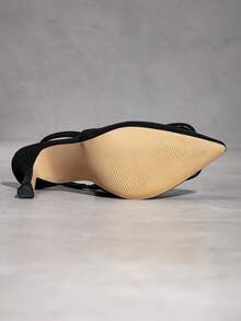 女士黑色方扣尖头细高跟鞋，欧美风格，适合晚宴派对 - 黑色 - 查看 7