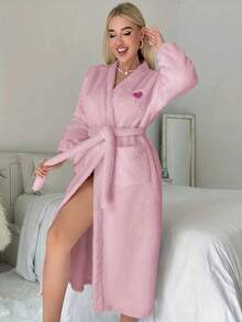 1pc Women's Elegant White Wool Fleece Robe - Long Sleeve Wrap Robe, V-Neck With Tie Belt, Soft & Warm Winter Sleepwear, Comfortable Autumn/Winter Nightgown, Hand Washable, Solid Color Design, Wool Fleece Robe With Belt, Non-Stretch Fabric, Adult Women's Fashion Sleepwear, Loose Fit, Opaque, Suitable For Lounging And Sleeping.