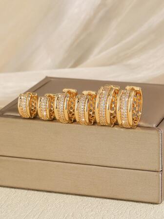 2只简约优雅迷人时尚前卫闪亮立方氧化锆耳环，适合女性和女孩日常佩戴。