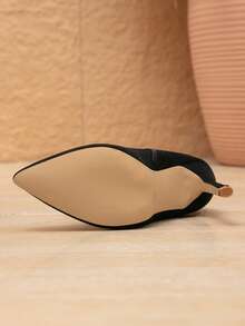 Giày bốt cổ ngắn nhung đen mới cho nữ mùa thu/đông, giày cao gót mũi nhọn, khóa trang trí, gợi cảm, thích hợp cho lễ Halloween, Giáng sinh, Lễ tạ ơn, năm mới - màu đen - Xem 7