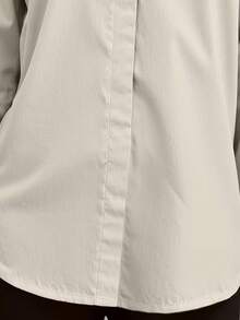 简约通勤米色衬衫，立领设计，长袖修身优雅上衣 - 米色 - 查看 4