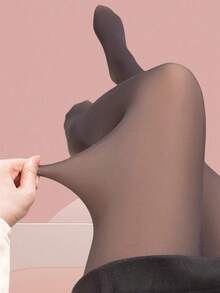 大码女式80克性感打底裤，尼龙材质，黑色高弹力，性感修身，保暖舒适。适合10-25℃温度，时尚修身，适合春、秋、冬三季穿着。柔软顺滑，适合各种日常穿着，如度假、运动、休闲、商务等。 - 摩卡棕 - 查看 9