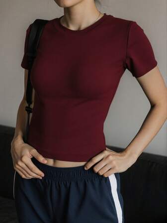 Women's Solid Color Short Sleeve Crew Neck Crop Slim-Fit Top T-Shirt In Burgundy Christmas New Year Thanksgiving