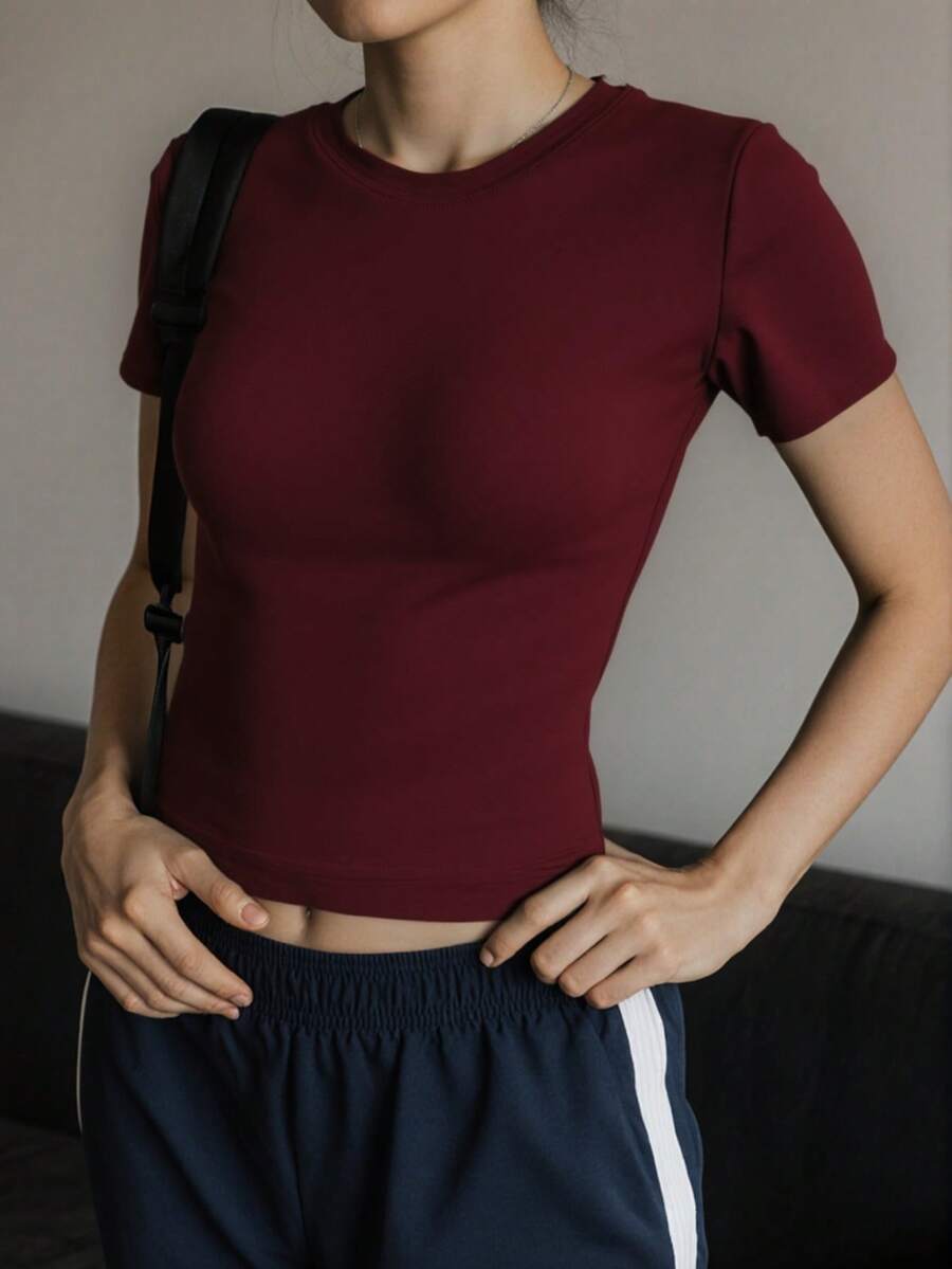 Women's Solid Color Short Sleeve Crew Neck Crop Slim-Fit Top T-Shirt In Burgundy Christmas New Year Thanksgiving - Red - View 1