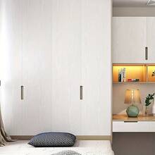 1 Roll White Wood Grain Peel And Stick Wallpaper, Waterproof Removable Textured Vinyl Wood Grain Wallpaper, Suitable For Tables, Countertops, Cabinets, Living Room, Bedroom, Bathroom, Wooden Doors, Houses, Home Decor, Furniture Renewal, Easy To Peel And Stick - White - View 6