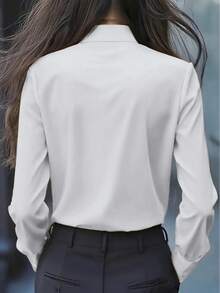 Áo sơ mi dài tay nữ thanh lịch với chi tiết nơ bèo nhún - Màu trơn, tay dài, thiết kế cài nút phía trước, phù hợp cho công sở và mặc thường ngày, áo sơ mi thường ngày | Áo kiểu thanh lịch | Chi tiết nơ bèo nhún màu trắng mùa xuân - trắng - Xem 3