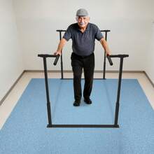 YIYIBYUS Heavy-Duty Walking Assist Bar - 440LBS Load Floor-Mounted Rehabilitation Parallel Bar - Black - View 1
