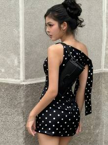 Sexy Street Minimalist Polka Dot Print Asymmetric Shoulder Strap Bodycon Mini Dress, Spring/Summer