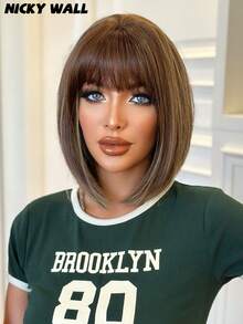 NICKY WALL Peluca corta y recta de 12 pulgadas para mujeres, peluca bob de color marrón con flequillo, fibra sintética resistente al calor de alta densidad y esponjosa para uso diario y de fiesta - Marrón - Ver 5