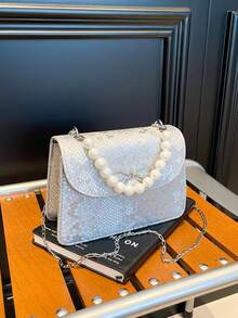 This New 1pc Sequined Pearl Handbag Is Casual And Simple, Featuring A Flap Design And A Non-Adjustable Shoulder Strap. Perfect For Shopping, Parties, And Travel, It Easily Holds Everyday Essentials. A Versatile Piece And A Fashion Favorite, It Suits Various Styles And Occasions, Making It An Excellent Choice For Ramadan. - Pearl Handbag - View 13