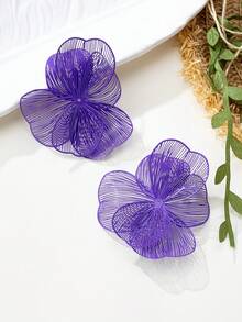 一对复古优雅金属金色纹理花朵吊坠耳环，适合女性日常、派对、节日、礼品佩戴。 - 紫色 - 查看 2
