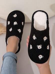Nuove pantofole chiuse da donna per autunno/inverno, con suola in EVA ricamata con simpatici orsetti, ricamo di animali alla moda, leggere e confortevoli per l'uso domestico - nero - Visualizzare 5