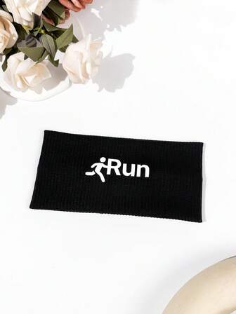 1条女士休闲时尚柔软舒适吸汗宽版RUN印花标语Logo运动头带，适合户外运动、健身及任何场合。