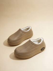 W 1双女士防滑、防水、防油冬季保暖绒面内里鞋，适合厨房、酒店、食品厂等场所工作。