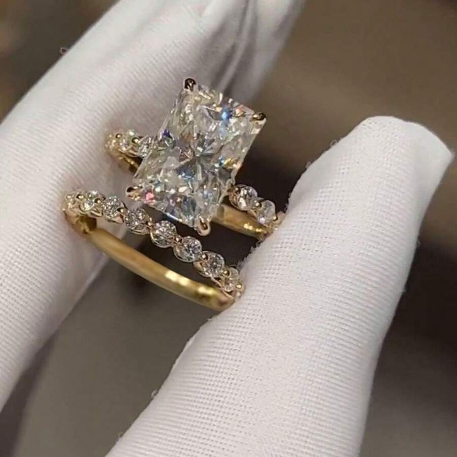 2Pcs Luxury Women's Fashion 18K Gold Plated Zirconia Wedding Ring Set Wedding Band Engagement Party Birthday Anniversary Christmas Gifts For Women Girlfriend Fine Jewelry - Gold - View 1