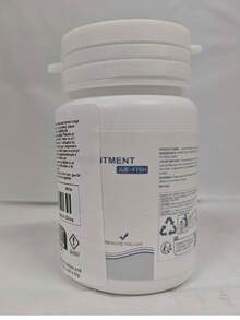 Gel blanqueador para calzado. Elimina manchas y suciedad. Antioxidante. Elimina el amarilleo de los bordes. Restaura el blanco. Previene el agrietamiento del empeine. Apto para todo tipo de calzado. 90 g. - Blanco - Ver 11