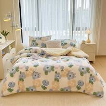 1 pieza Edredón con estampado de dibujos animados de tela de punto y pompón de terciopelo, edredón acolchado, ropa de cama alternativa a la pluma para todo el año, con lazos en las esquinas, técnica de acolchado cálida y suave, adecuada para dormitorio, habitación de invitados - Multicolor - Ver 15