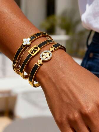 3件套复古花卉元素手链套装，锁、钥匙、四叶草水钻设计，奢华小众高端配饰，适合送给朋友和女朋友