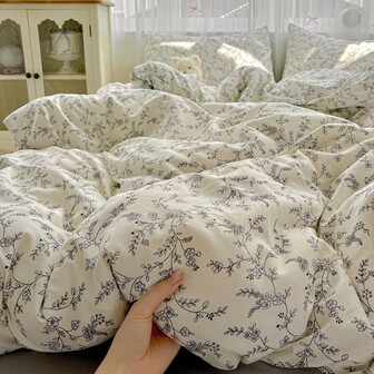 3pcs Floral & Leaf Pattern Soft & Comfortable Bedding Set, Cloud-Feeling Washed Minimalist Style, Holiday Edition Duvet Cover Set (1 Duvet Cover + 2 Pillowcases), No Filler, All Season Skin-Friendly Printed Bedding Set, Suitable For Bedroom, Guest Room, King, Queen, Twin Beds, Soft & Breathable, Reversible, Machine Washable