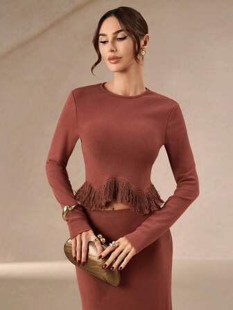 Women's New Autumn-Winter 2 Pieces Knitted Set – Long-Sleeve Tassel Patchwork Sweater & Midi Tassel Patchwork Mermaid Skirt, Versatile & , Suitable For Music Festivals, Birthdays, Graduation, Weddings & Daily Wear